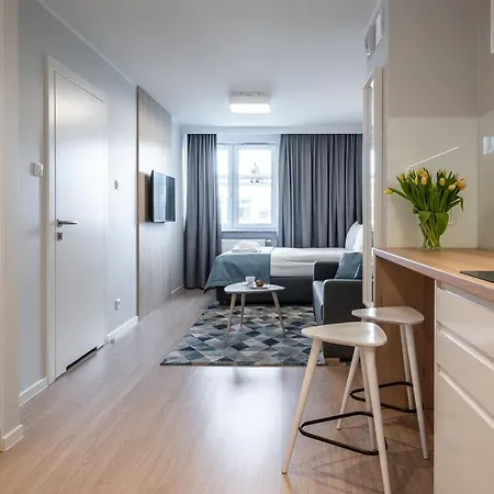 Q19 Rynek Apartment